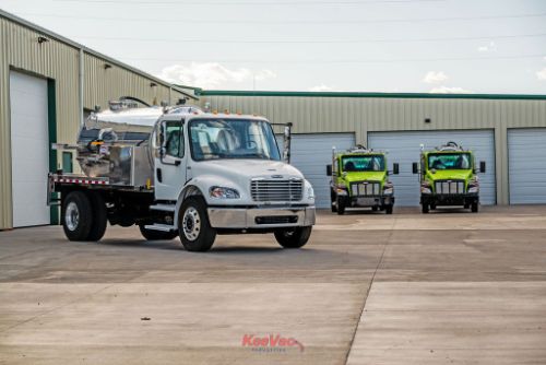 Comparing Engine Technologies: Diesel vs. Electric Vacuum Trucks in 2025